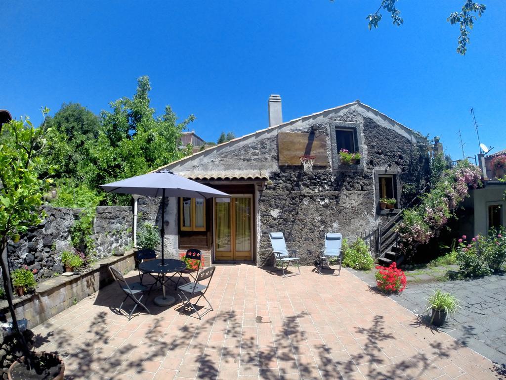 B&B A Rinazzu Milo Exterior foto