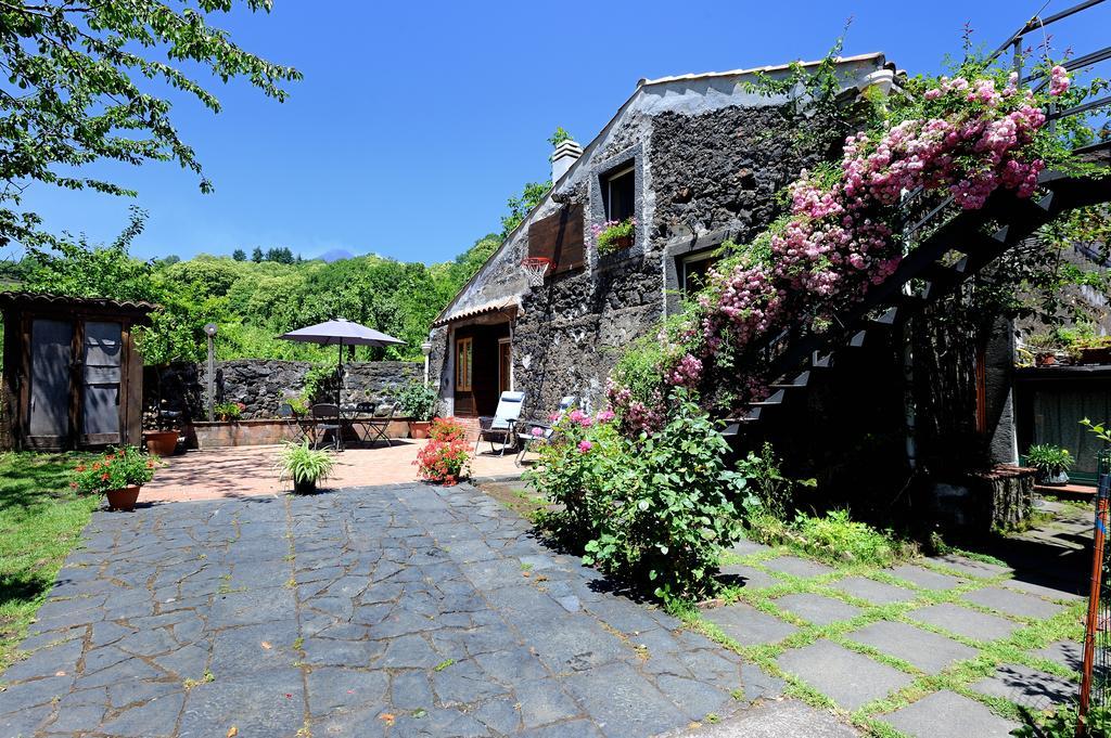 B&B A Rinazzu Milo Exterior foto