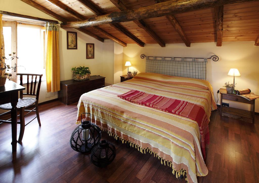 B&B A Rinazzu Milo Habitación foto